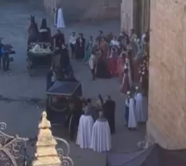Rodaje en el exterior de la Catedral de Sigüenza.
