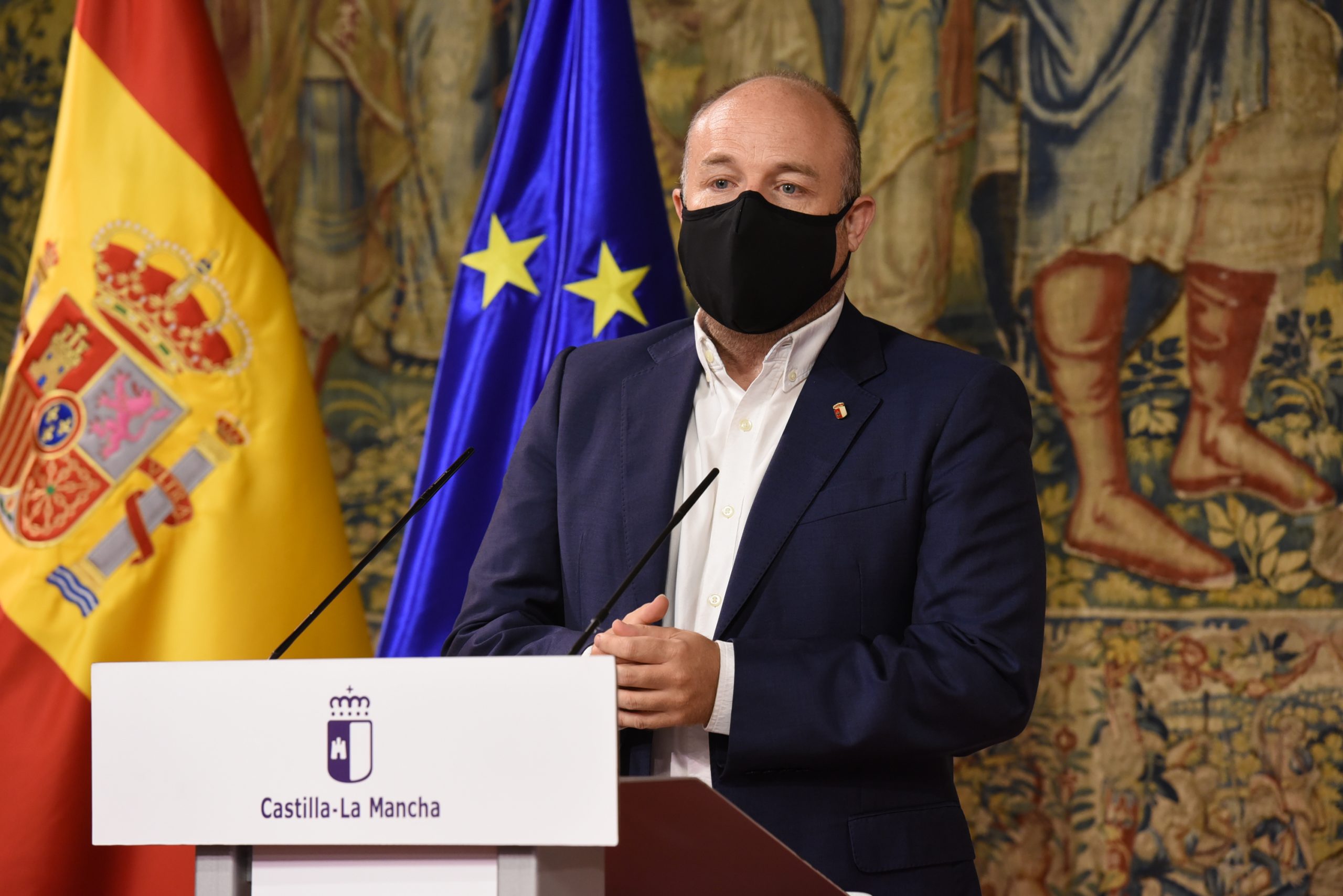 Alejandro Ruiz, durante su intervención en el Palacio de Fuensalida.