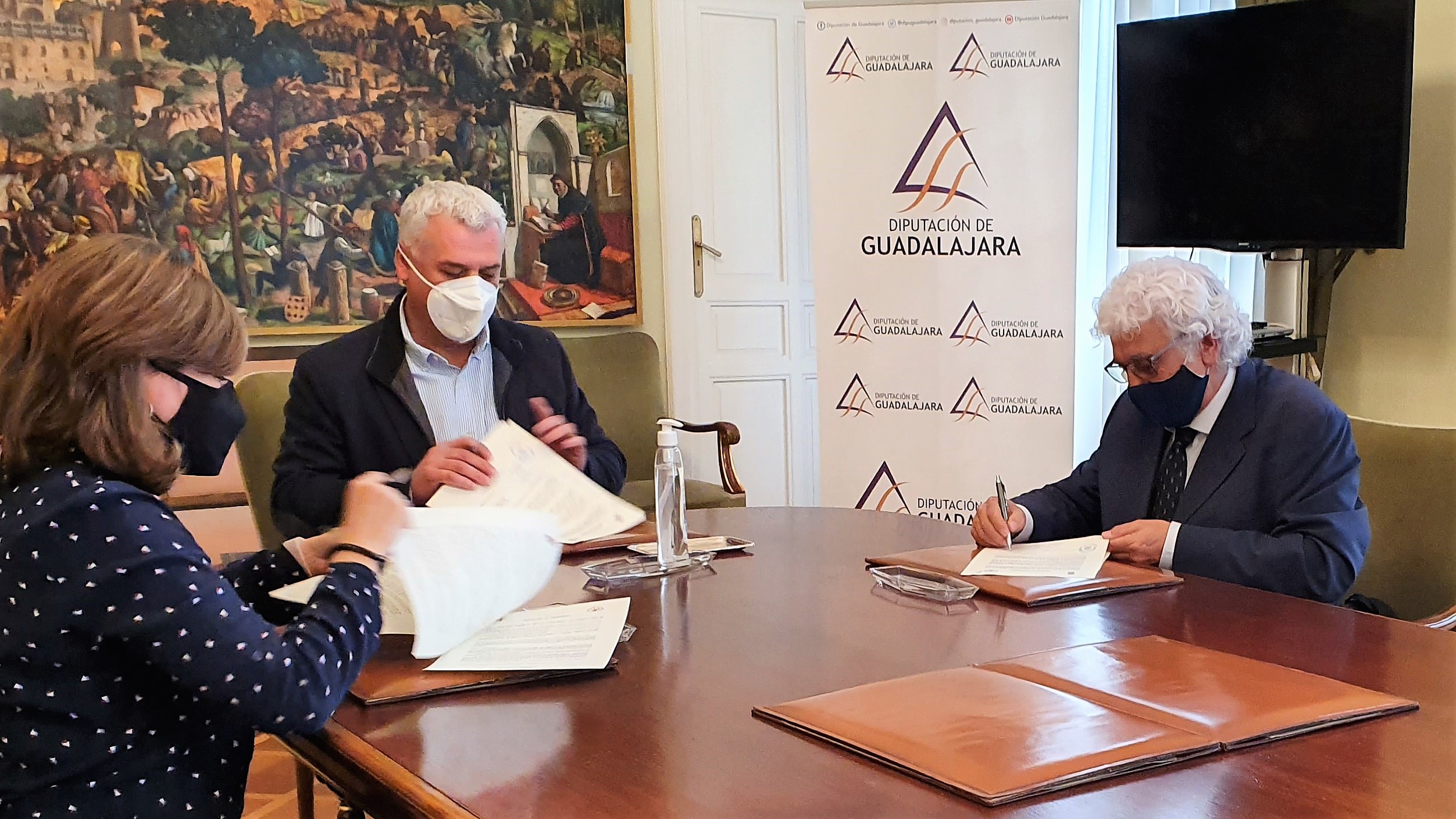 Convenio entre la Diputación de Guadalajara y el CITAR.