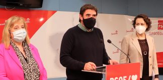 Serrano, Esteban y Valerio en la rueda de prensa del PSOE de Guadalajara.