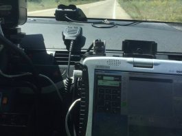 Radar en un coche patrulla de la Guardia Civil.
