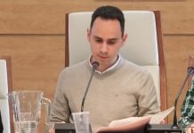 García Salinas durante un Pleno del Ayuntamiento de Cabanillas del Campo.