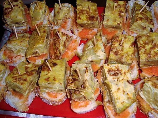 Pinchos de tortilla.