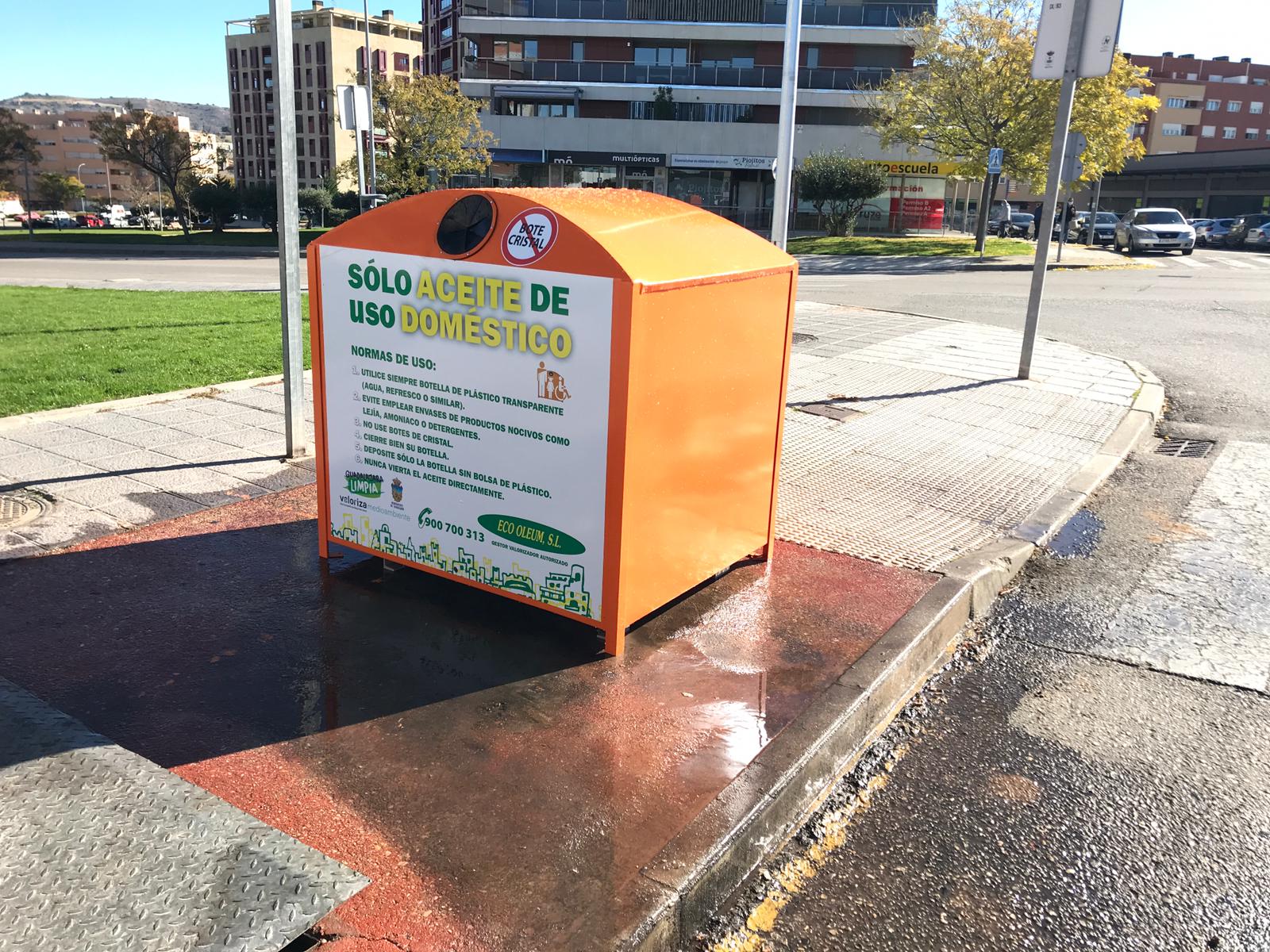 Uno de los nuevos contenedores de aceite de Guadalajara.