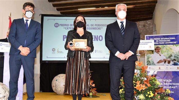 Carmelo García, Pepa Bueno y José Luis Vega.