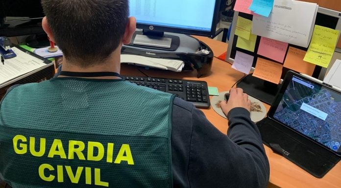 Ha sido necesario medio año de gestiones para identificar y detener a estos supuestos estafadores.