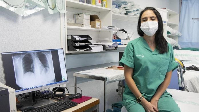 La doctora Desirée Graziani, del Servicio de Neumología del Hospital de Guadalajara.