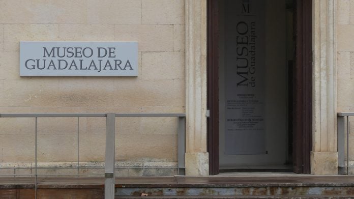 Entrada al Museo de Guadalajara. (Foto: La Crónic@)