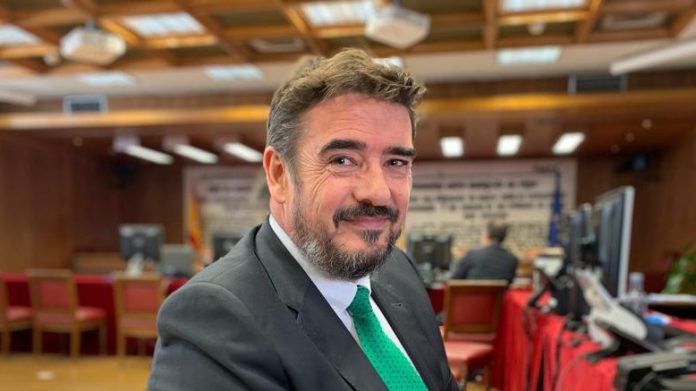 Rafael Esteban, en el Senado.