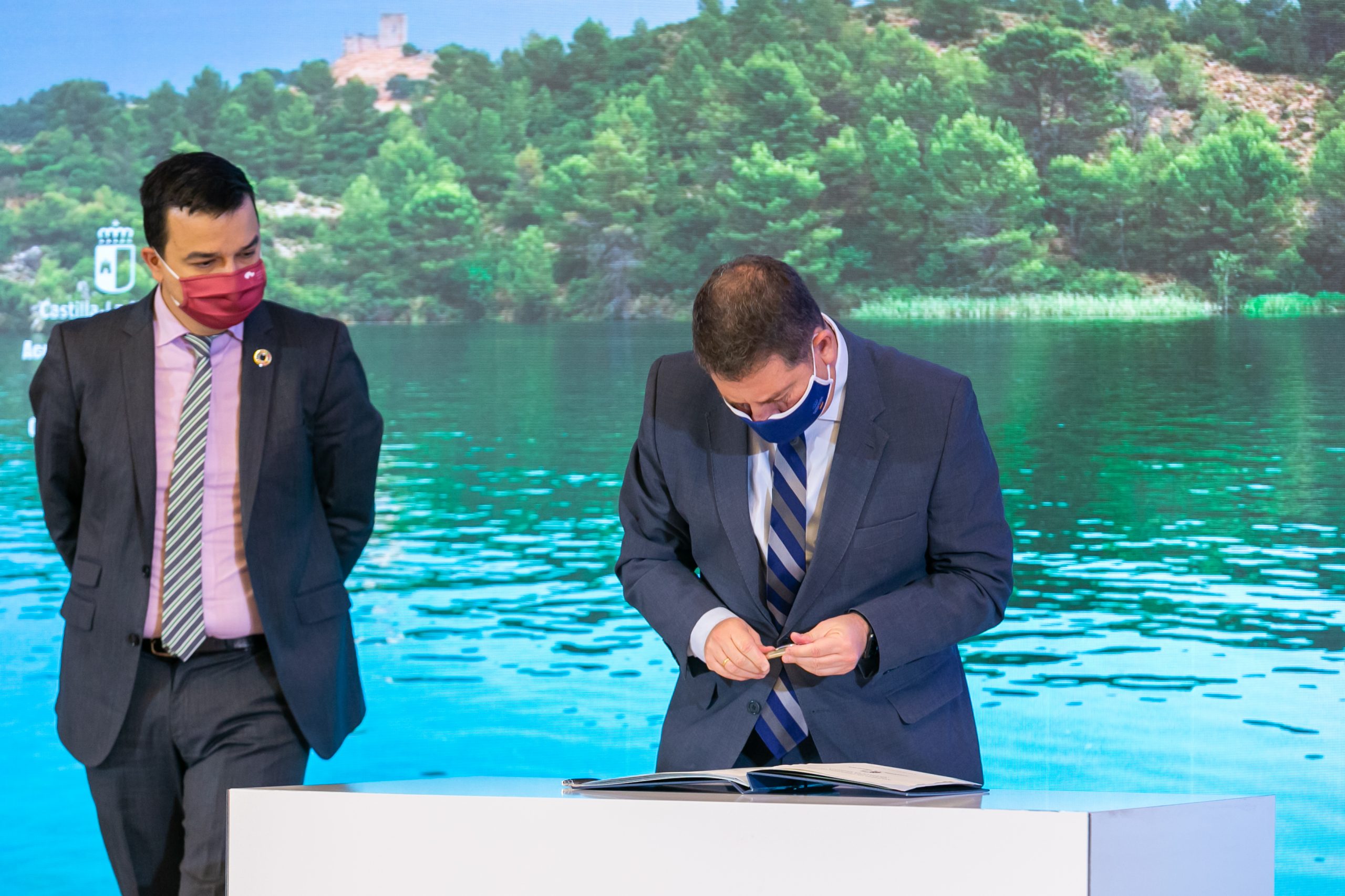 Firma del Acuerdo de Defensa del Agua de Castilla-La Mancha.