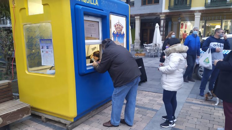 Taquilla en la Plaza Mayor, el pasado lunes. (Foto: La Crónic@)