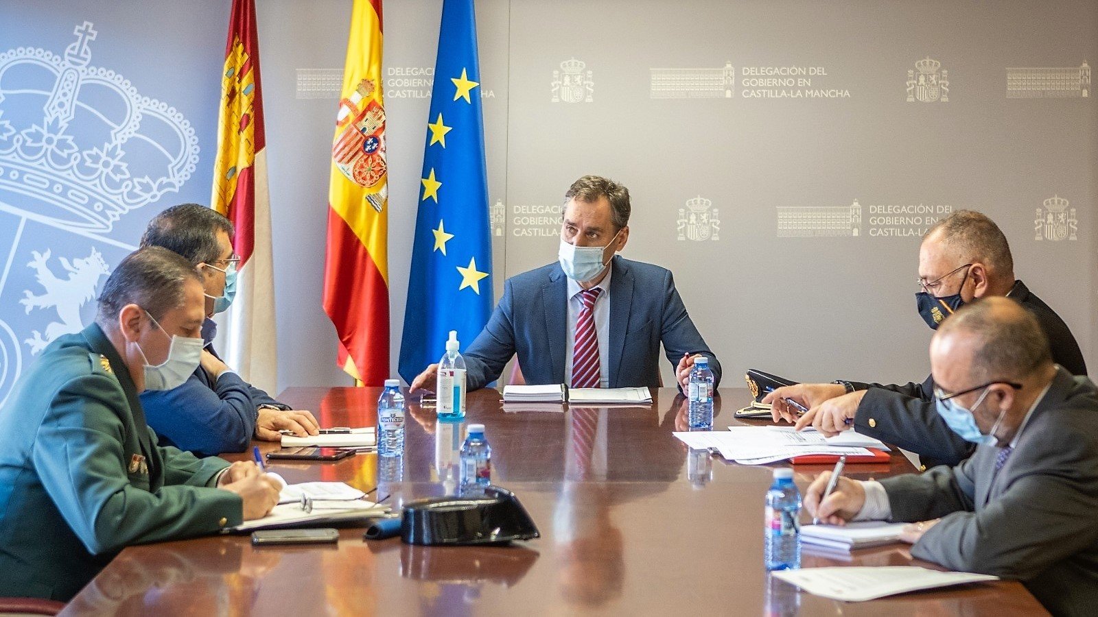 Reunión en la Delegación del Gobierno en Castilla-La Mancha, el 3 de diciembre de 2020.