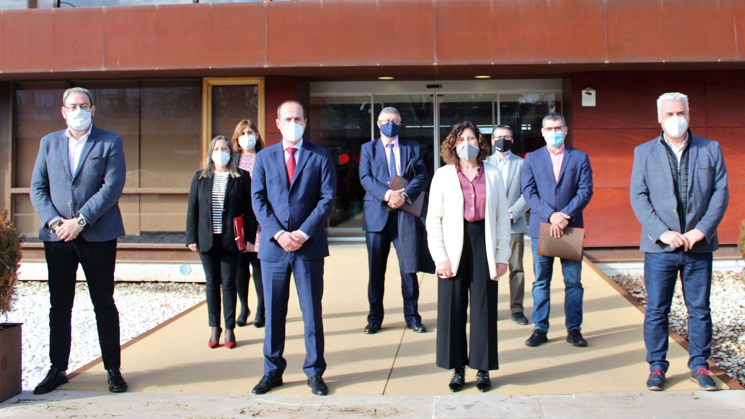 Asistentes a la reunión del Patronato de la Fundación CEEI Guadalajara.