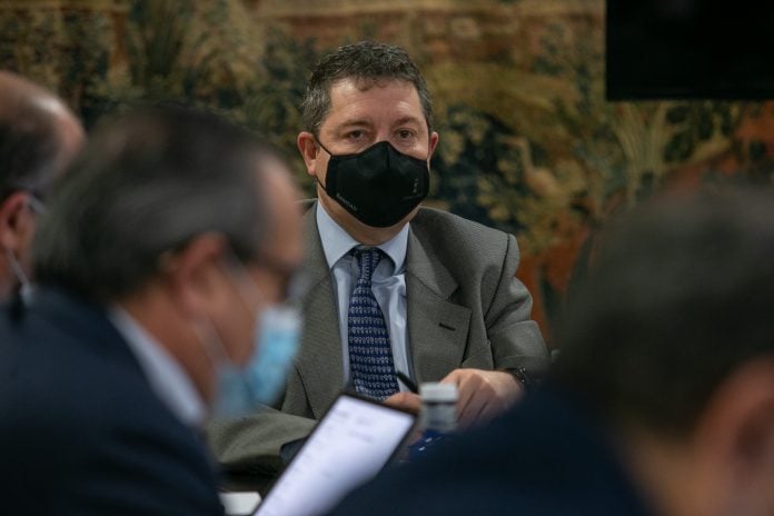 García-Page, en el Consejo de Gobierno extraordinario de este jueves para prorrogar las medidas contra el COVID en Castilla-La Mancha. García-Page, en el Consejo de Gobierno extraordinario de este jueves para prorrogar las medidas contra el COVID en Castilla-La Mancha.