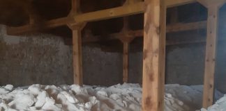 Almacén de Saelices de la Sal, cuando aún les quedaban existencias.