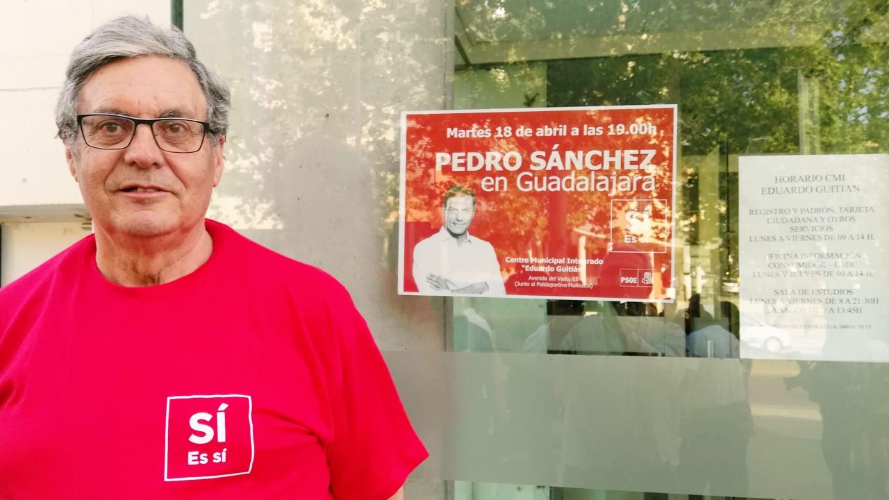 Miguel ángel Serrano tuvo una larga trayectoria como sibndicalista. En la imagen, el día en que Pedro Sánchez participó en un mitin en Guadalajara, antes de llegar a La Moncloa. (Foto: La Crónic@)