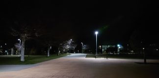 El Parque de los Juncos, de Guadalajara, con su nueva iluminación.