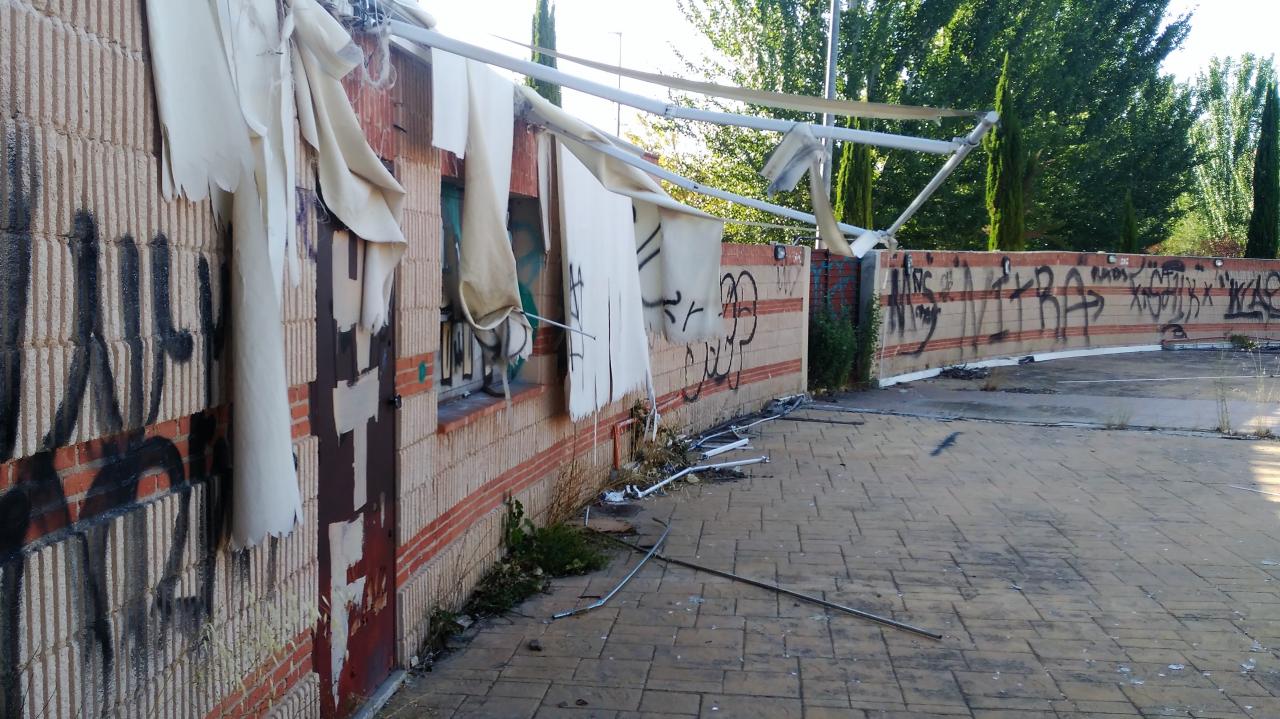 Las instalaciones del auditorio del Barranco del Alamín han sido vandalizadas durante muchos años. La imagen es de 2017. (Foto: Archivo La Crónic@) Las instalaciones del auditorio del Barranco del Alamín han sido vandalizadas durante muchos años. La imagen es de 2017. (Foto: Archivo La Crónic@)