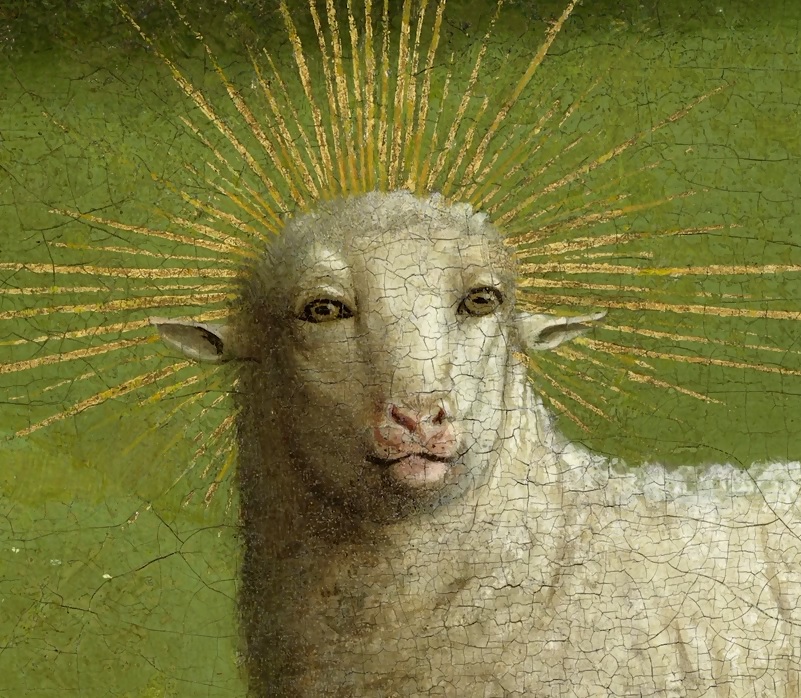 El Cordero del Políptico de Gante, tras la restauración, con la disposición frontal de los ojos, como corresponde a su naturaleza humana, además de divina.