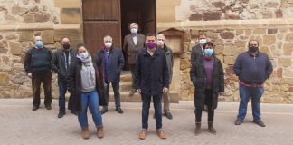 Escudero, con los alcaldes presentes en esta reunión.