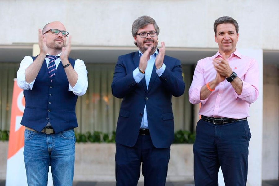 De los tres de esta fotografía, Fran Hervías ya ha ingresado en el PP. Los otros dos, parece improbable que lo hagan a la vista de su trayectoria.