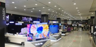 Guadalajara recicla 1.200.000 kilos de aparatos eléctricos y electrónicos al año Televisiones en un comercio de Guadalajara.