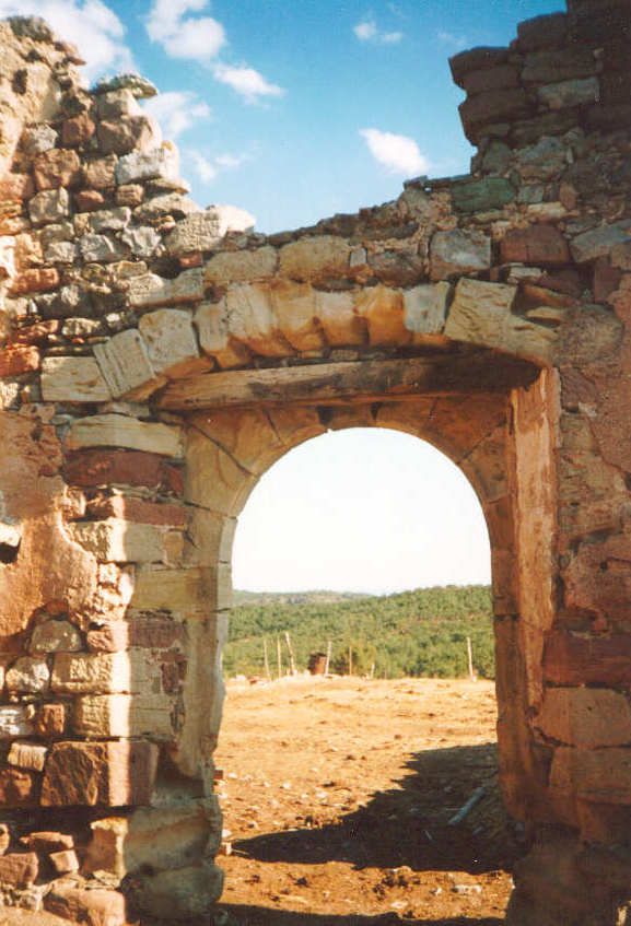 Resto de la ermita de la Virgen de la Carrasca.