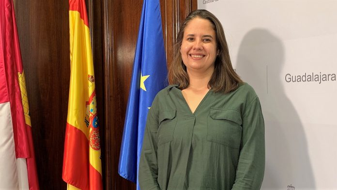 Elena Cañeque, en su primera imagen oficial como delegada de Igualdad en Guadalajara.