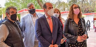 Alberto Rojo, en la inauguración de la Feria de Artesanía de Guadalajara, el 29 de abril de 2021.
