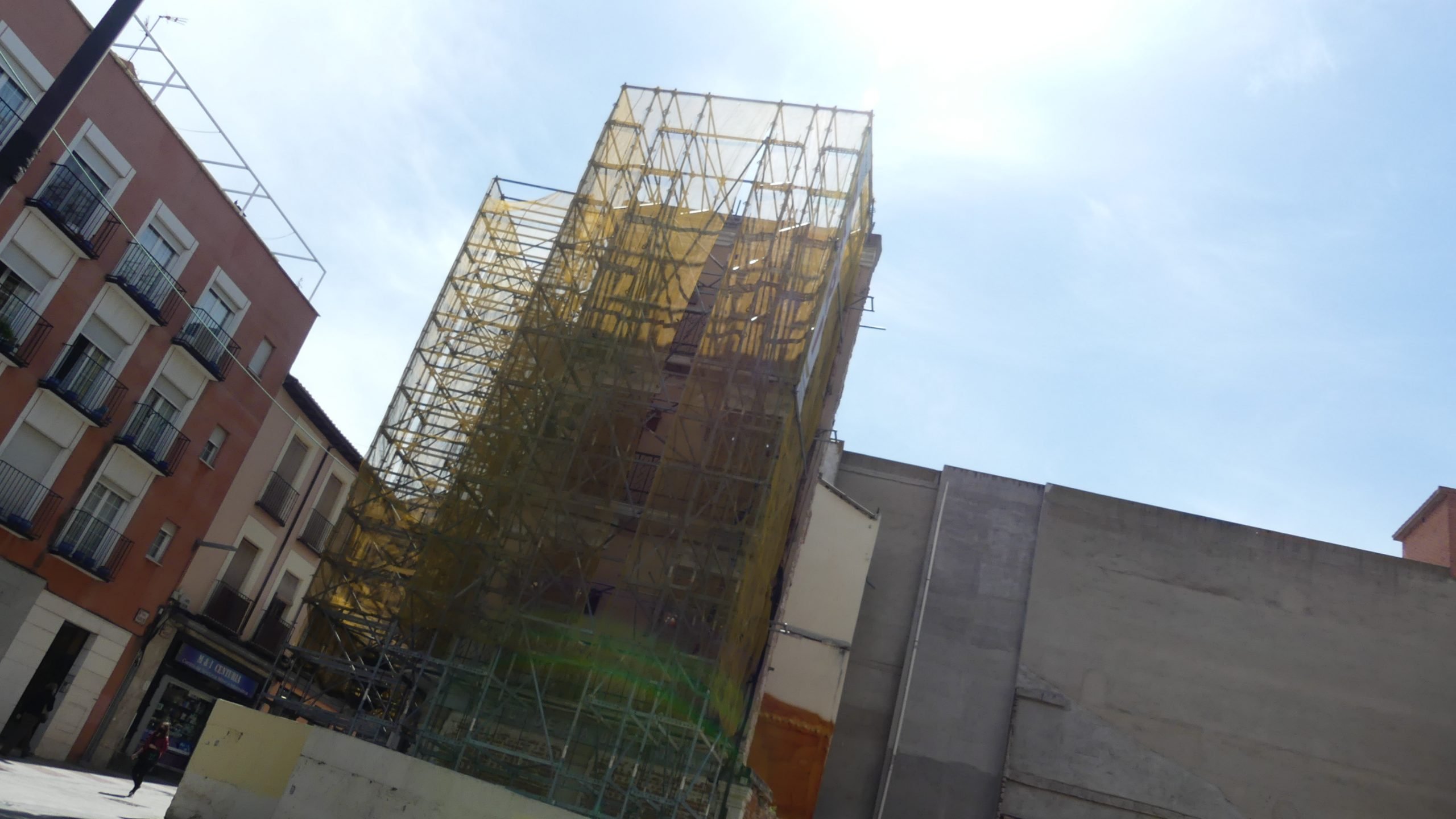 Exterior del edificio del "Maragato" el 19 de abril de 2021. (Foto: La Crónic@) Exterior del edificio del "Maragato" el 19 de abril de 2021. (Foto: La Crónic@)