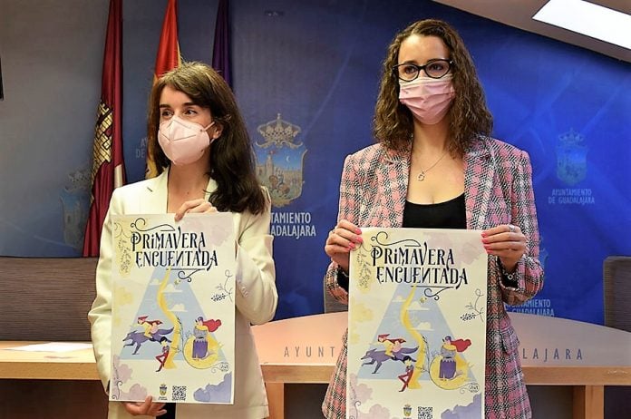 Sara Simón y Marta Marco en la presentación de la 