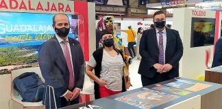 “El cambio de mentalidad provocado por la pandemia sitúa con fuerza a Guadalajara en el tablero del turismo de interior”, dice Alberto Rojo Alberto Rojo y su concejal de Turismo, Fernando Parlorio, en el primer día de FITUR 2021.
