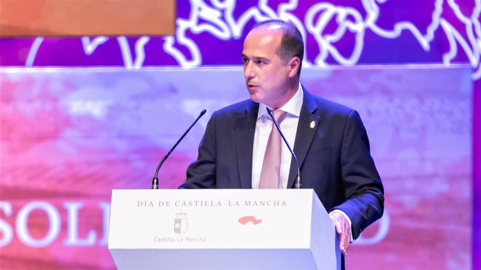 Alberto Rojo, durante su discurso en el Día de la Región de 2021, en Guadalajara.