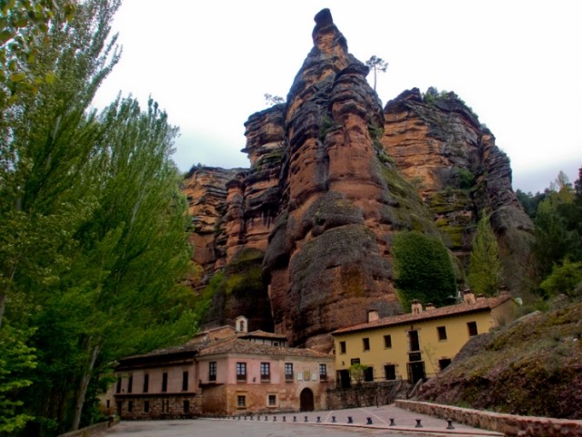 Santuario del Barranco de la Virgen de la Hoz.