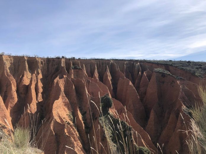 Las cárcavas de Valdepeñas de la sierra en febrero de 2021. (Foto: La Crónic@)