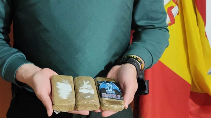 Tabletas de hachís intervenidas el pasado 1 de mayo en Mondéjar.