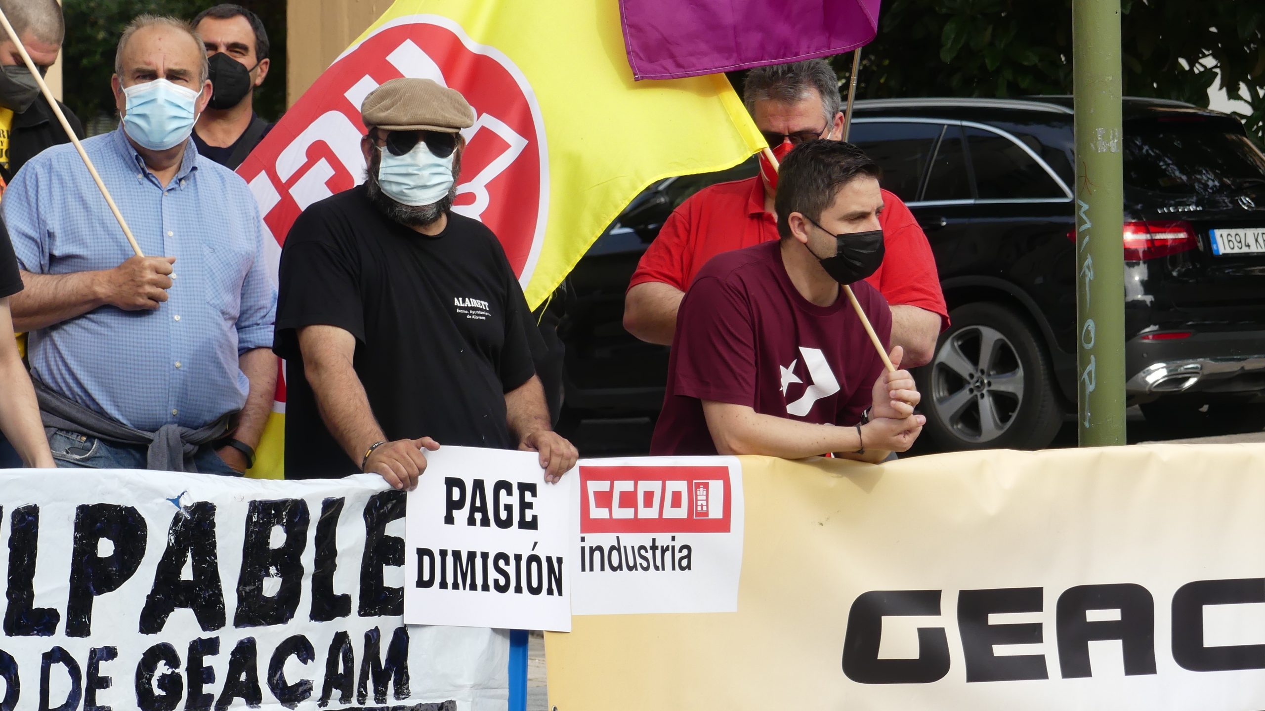 Protesta de trabajadores de GEACAM en Guadalajara, durante el Día de la Región. (Foto: La Crónic@)