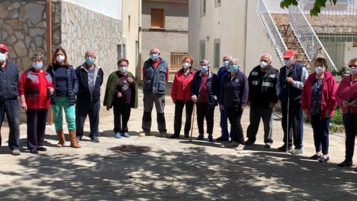 Los vecinos de Ribarredonda se han hecho famosos por un buen motivo. (Foto: RTVE)