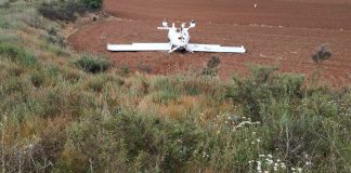 Avioneta siniestrada en Palencia, que había salido de Robledillo de Mohernando. (Foto: Guardia Civil)