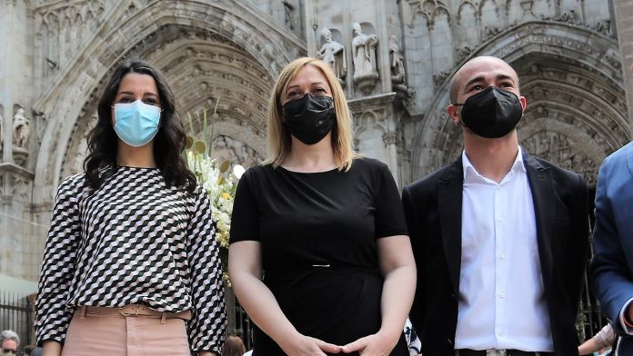 Inés Arrimadas este jueves en Toledo, junto a Carmen Picazo e Israel Marco.