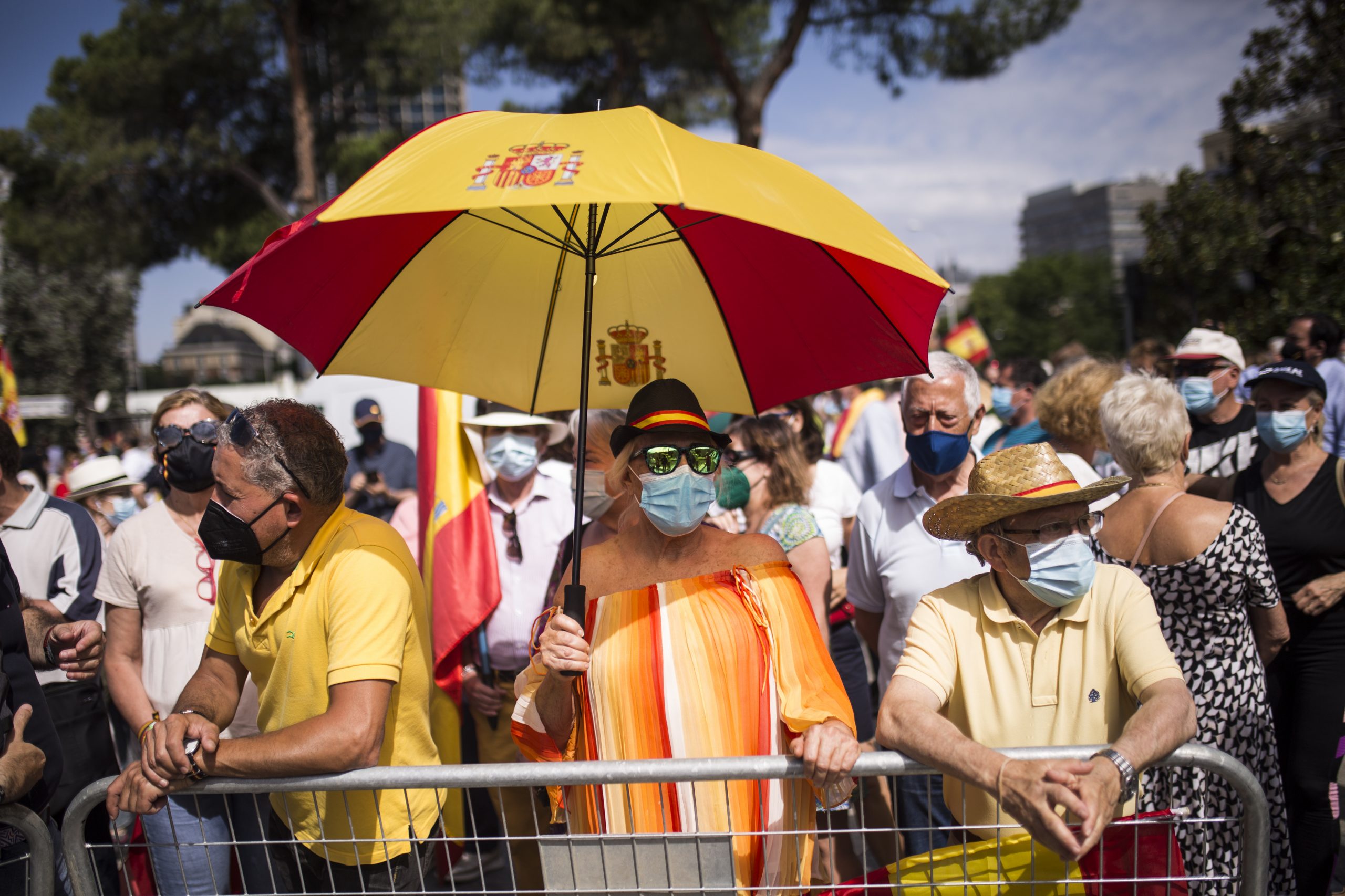 Domingo de protesta en Colón contra los indultos. (Foto: Alejandro Martínez Vélez / Europa Press)