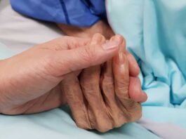 La eutanasia está sometida a normativa regional y a una ley nacional.