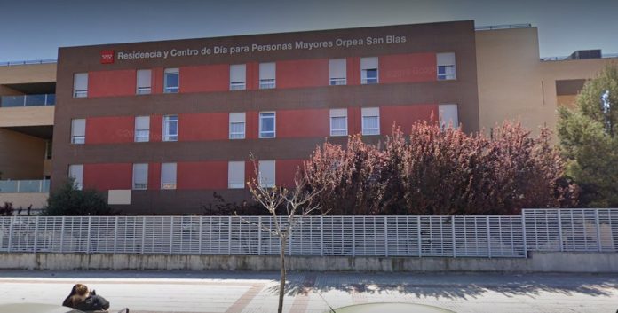 Residencia de Madrid donde se ha detectado un brote masivo a principios de junio de 2021. (Foto: Google Maps)