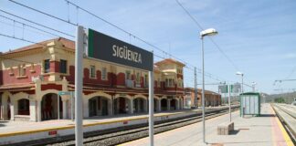 Andenes de la estación de ferrocarril de Sigüenza.