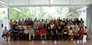 53 laborales fijos del Ayuntamiento de Azuqueca se convierten en funcionarios Nuevos funcionarios del Ayuntamiento de Azuqueca de Henares, juntos en el acto celebrado el 15 de julio de 2021.