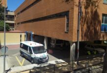 Acceso a las Urgencias del Hospital de Guadalajara en julio de 2021. (Foto: La Cronic@)