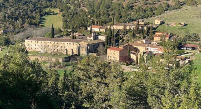 Buenafuente del sistel se levanta en un paraje aislado y silencioso.