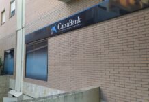 Oficina de Caixabank en Cabanillas del Campo, en agosto de 2021. (Foto: La Crónic@)