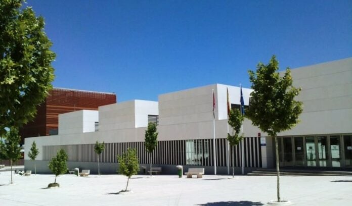 Escuela de la Administración Regional, en Toledo, una de las sedes para los exámenes.