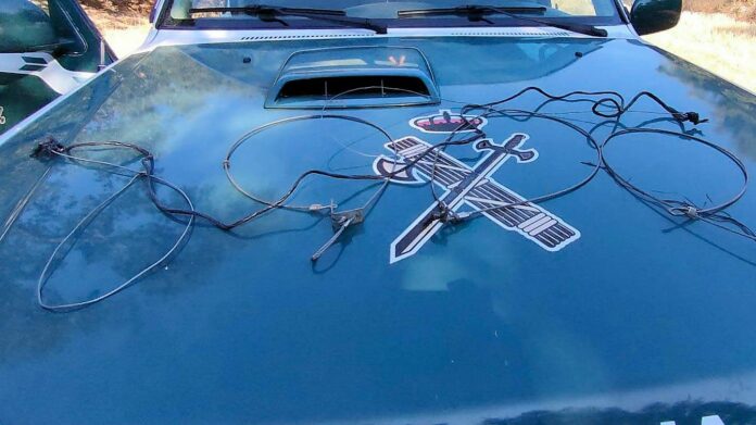 Lazos ilegales incautados por el Seprona en Romancos, en la provincia de Guadalajara. (Foto: Guardia Civil)